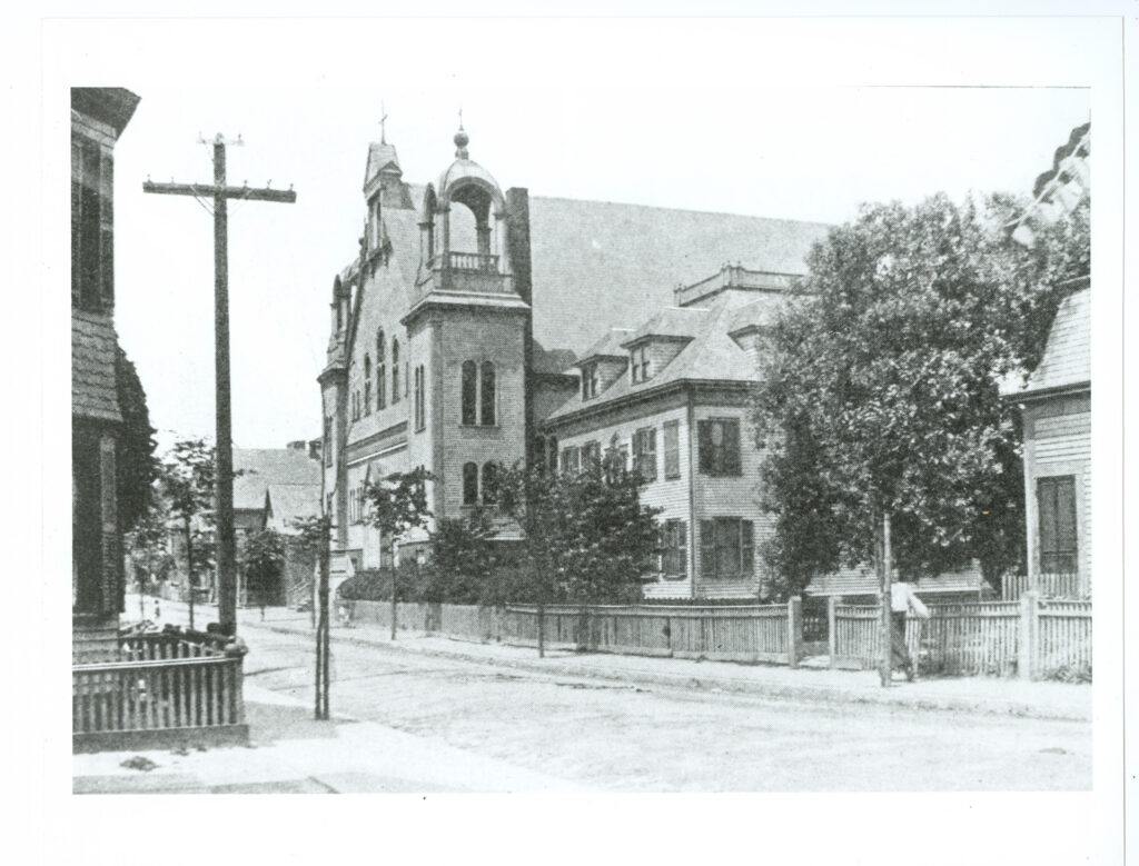 Notre Dame de Pitie ca. 1900